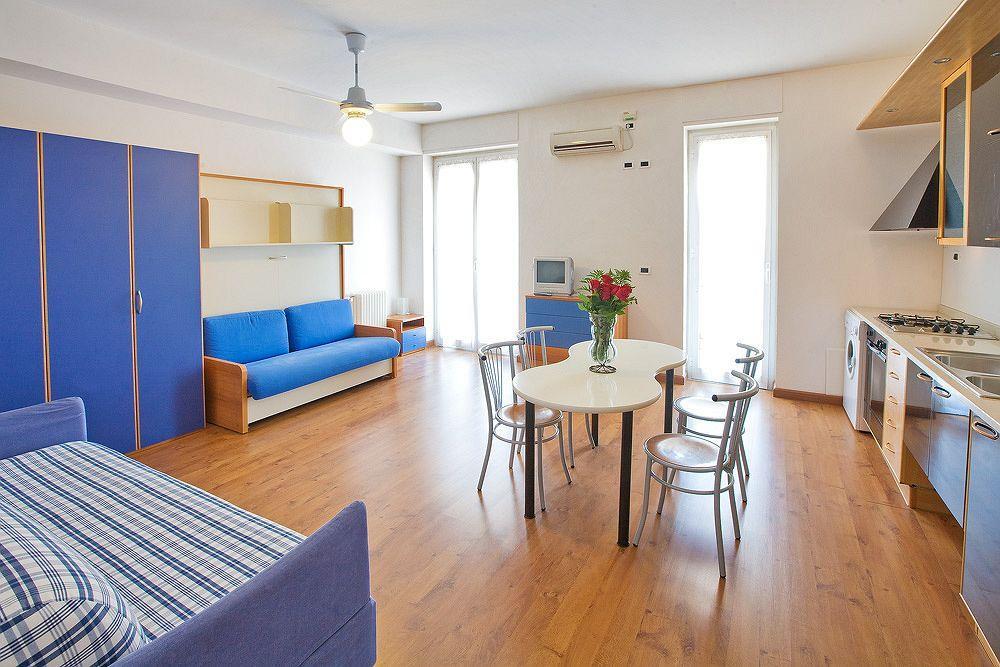 Aparthotel Residenza Adelaide à Finale Ligure Extérieur photo