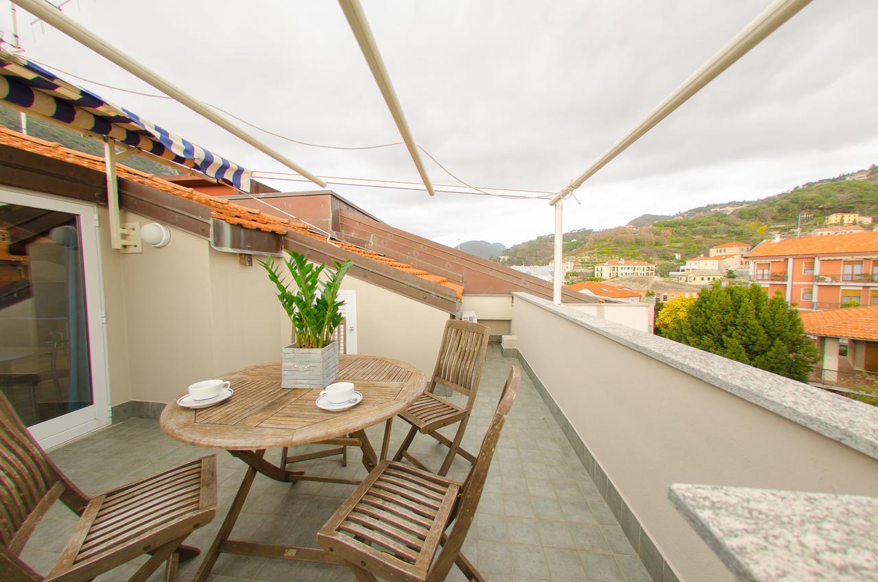 Aparthotel Residenza Adelaide à Finale Ligure Extérieur photo