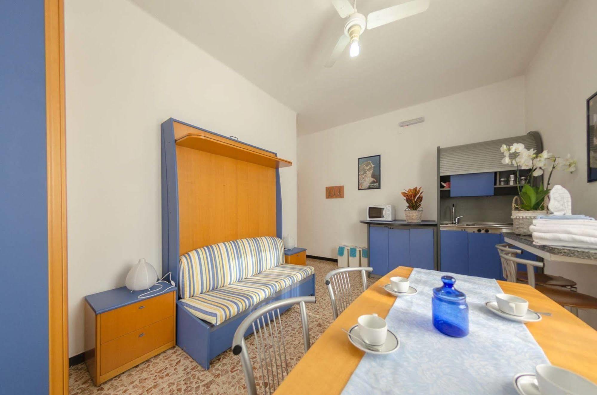 Aparthotel Residenza Adelaide à Finale Ligure Extérieur photo