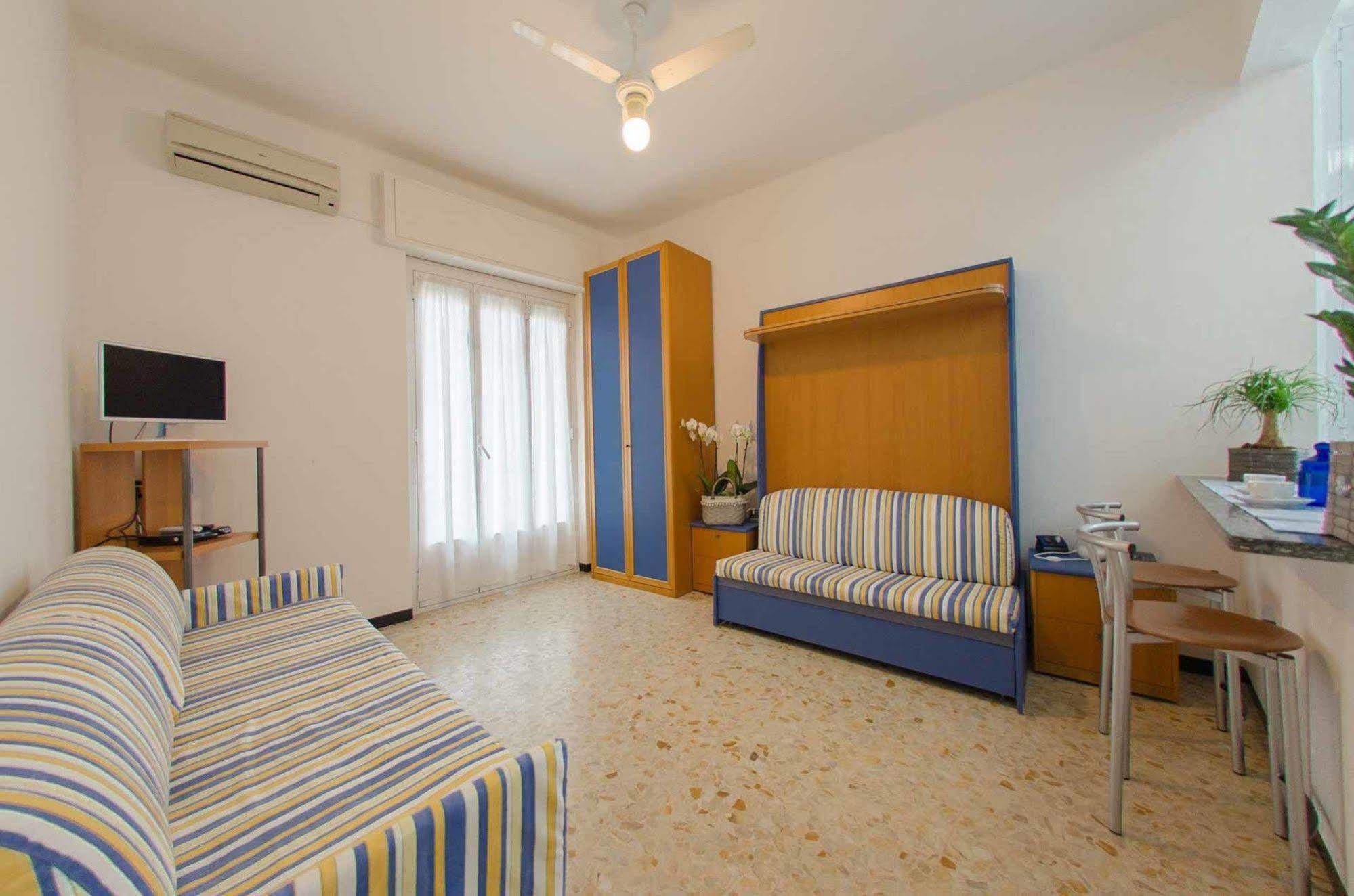 Aparthotel Residenza Adelaide à Finale Ligure Extérieur photo